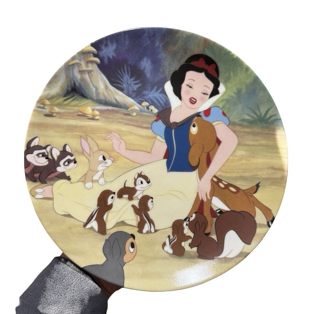 Vintage Disney Knowles With A Smile And A‎ Song SNOW WHITE Collectible Plate